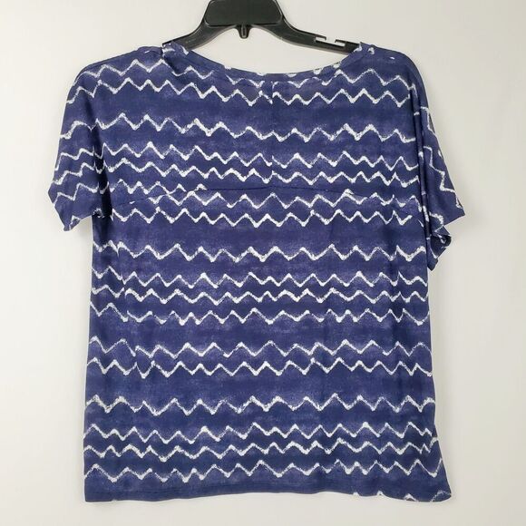 Old Navy MEDIUM Blue Stripe Top - Picture 2 of 3